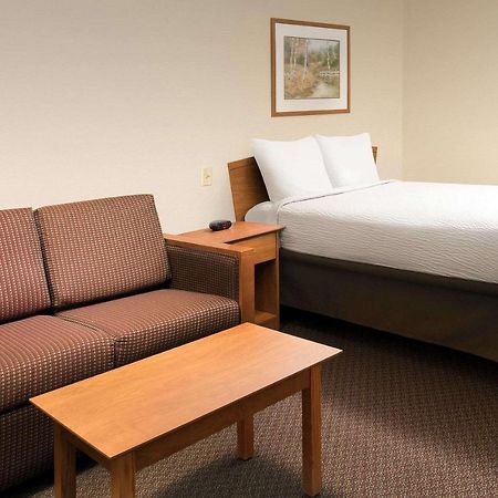 Woodspring Suites Midland Extérieur photo