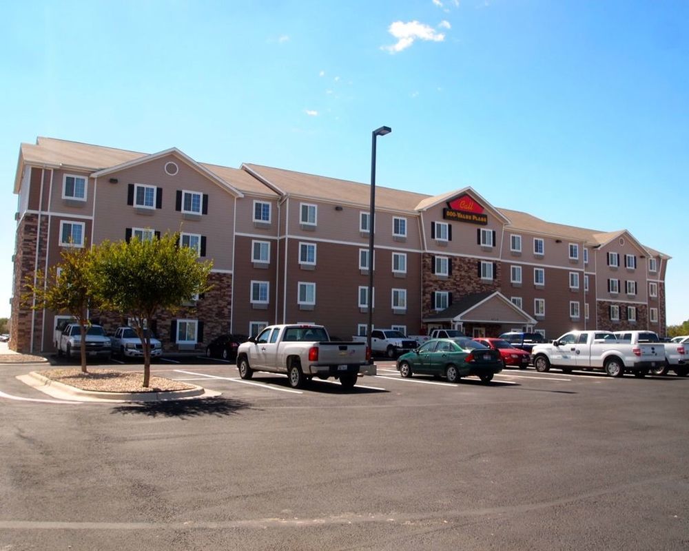 Woodspring Suites Midland Extérieur photo