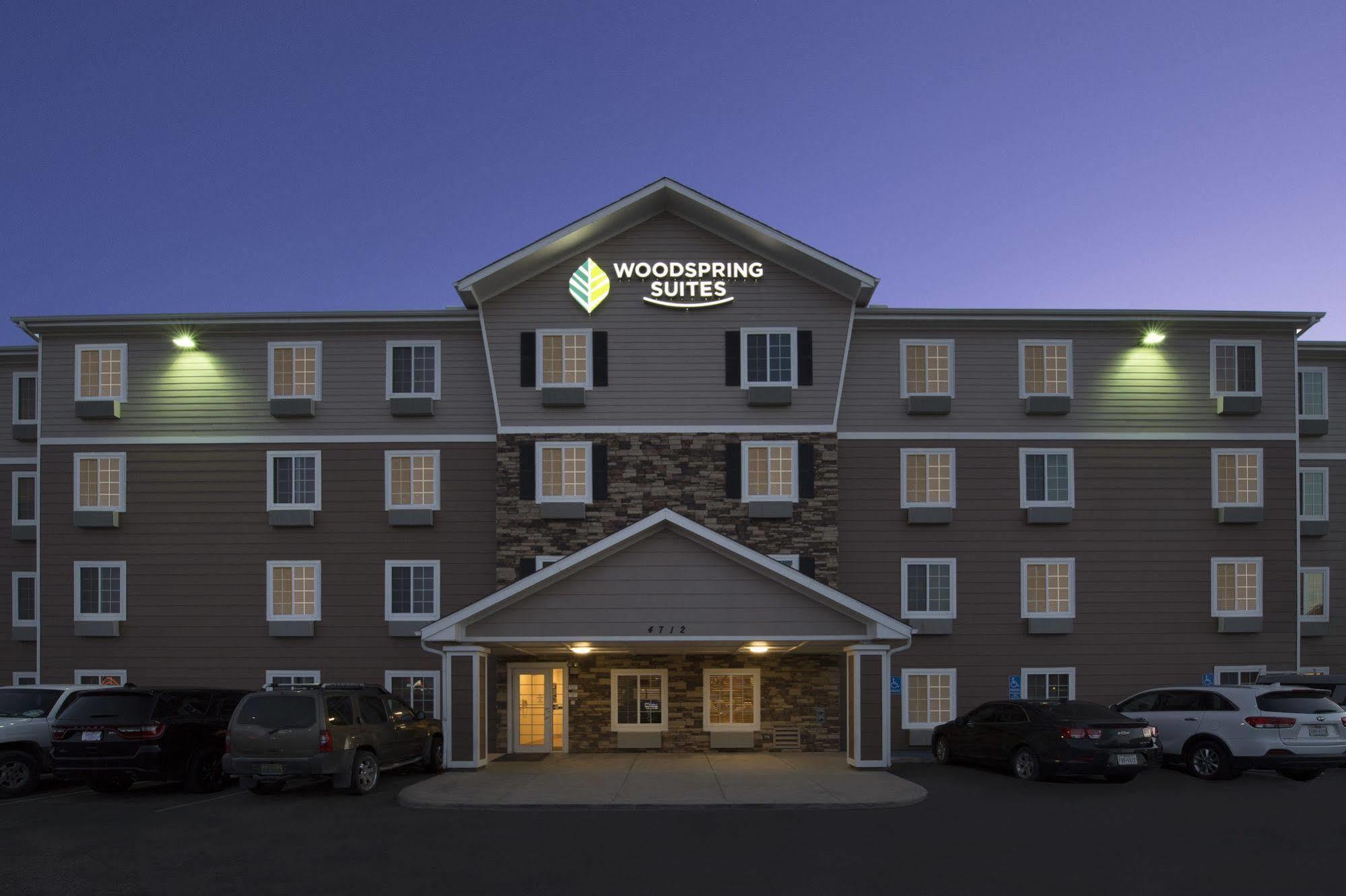 Woodspring Suites Midland Extérieur photo